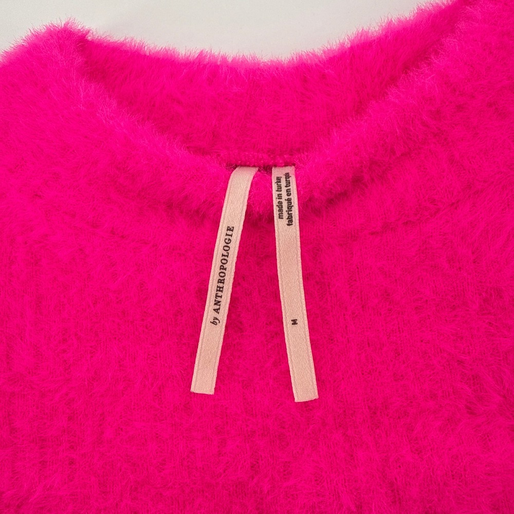 By Anthropologie Neon Pink Fuzzy Sweater Eyelash Mock Neck Cropped Knit Top M - Picture 5 of 9